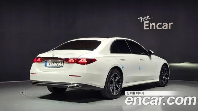 Mercedes-Benz E-Class W214 — Фото автомобиля 2