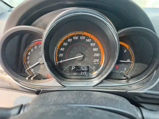 Toyota YARiS L Zhi Xuan — Фото автомобиля 12