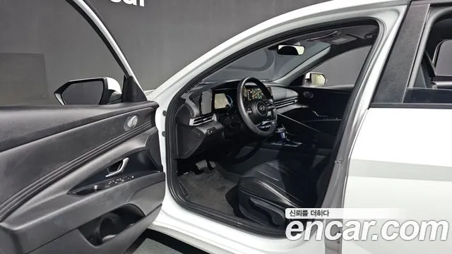 Hyundai Avante CN7 — Фото автомобиля 10