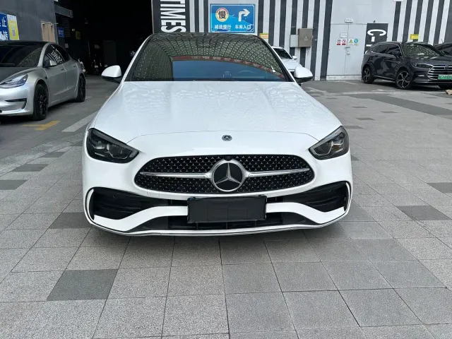 Mercedes-Benz C-Class — Фото автомобиля 2