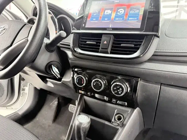 Toyota Vios — Фото автомобиля 18
