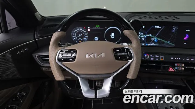 Kia K8 — Фото автомобиля 13