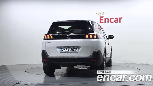 Peugeot 5008 2nd Gen — Фото автомобиля 4