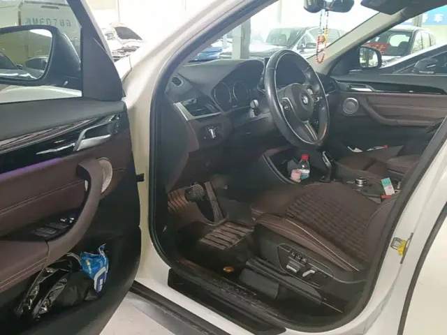 BMW X1 — Фото автомобиля 15