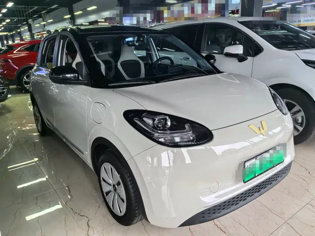 Wuling Bingo — Фото автомобиля 3