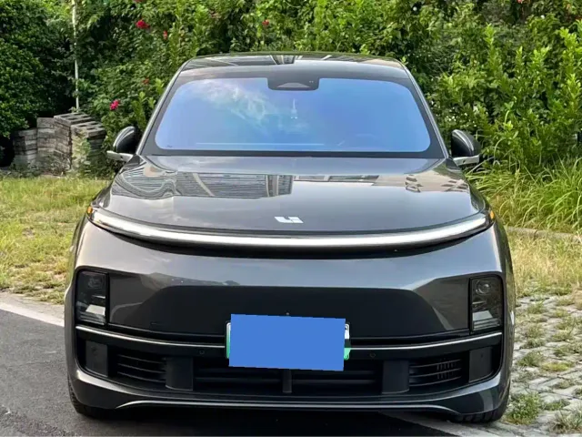 Фотография автомобиля — Li Auto L9