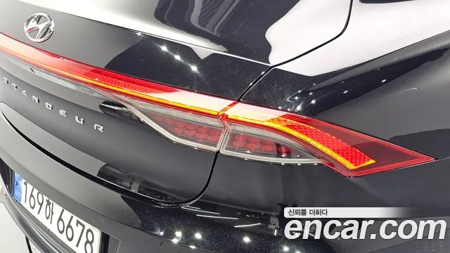 Hyundai Grandeur — Фото автомобиля 18