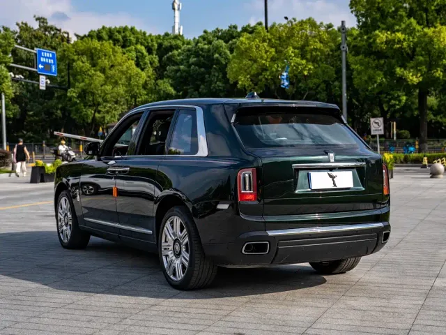 Rolls-Royce Cullinan — Фото автомобиля 7