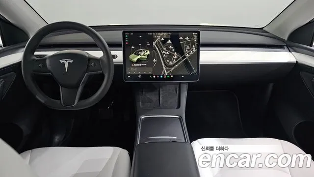 Tesla Model Y — Фото автомобиля 7