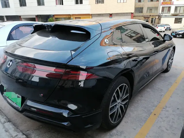 Denza Z9GT — Фото автомобиля 4