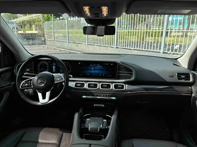 Mercedes-Benz GLE-Class — Фото автомобиля 8