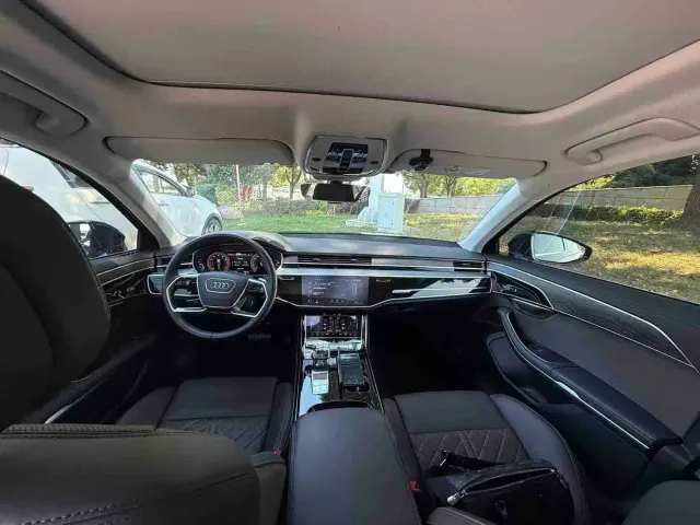 Audi A8 — Фото автомобиля 9