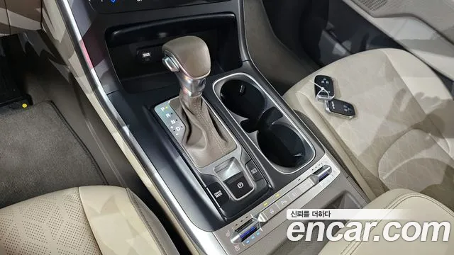 Kia Canival Carnival 4 поколение Дизель 9 мест Prestige — Фото автомобиля 9