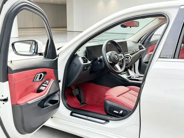 BMW 3 Series — Фото автомобиля 13