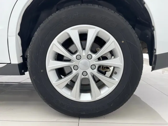 Haval M6 — Фото автомобиля 21