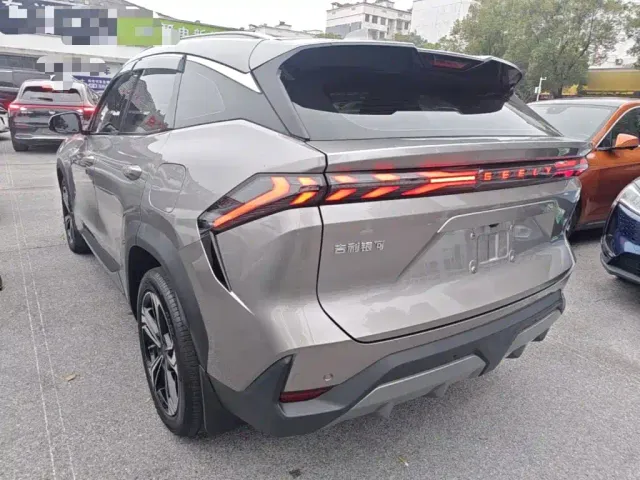 Geely Galaxy L7 — Фото автомобиля 4