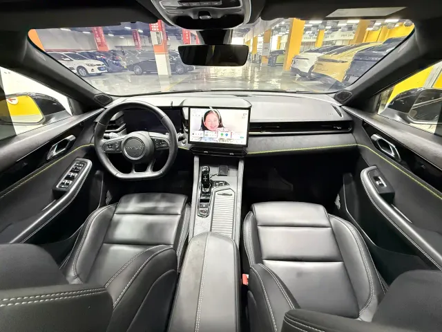 Lynk & Co 03 — Фото автомобиля 19