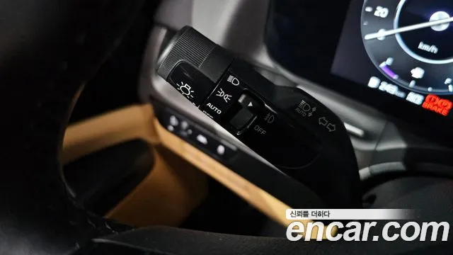 Kia Canival Carnival 4 поколение 9 мест Prestige — Фото автомобиля 26