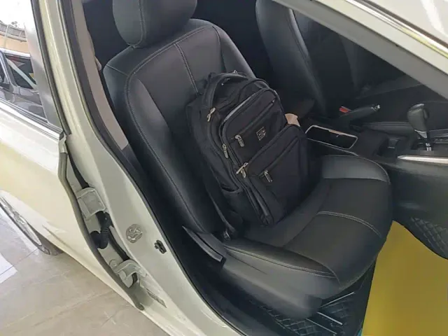 Nissan Sylphy — Фото автомобиля 24