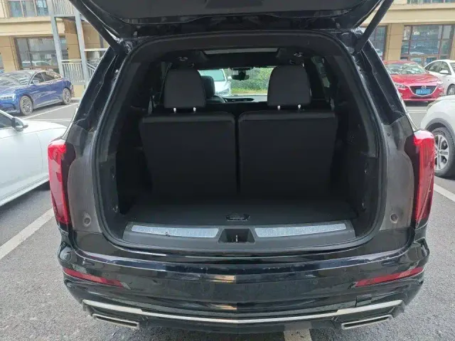 Cadillac XT6 — Фото автомобиля 8
