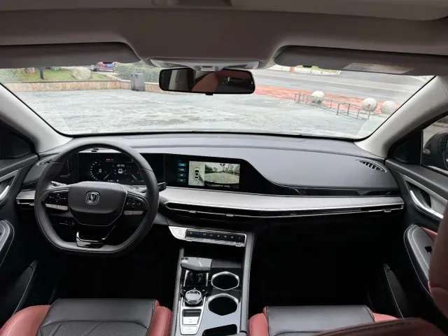 Changan Eado — Фото автомобиля 5