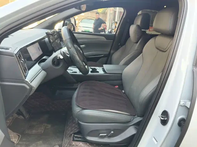 BYD Song L DM-i — Фото автомобиля 14