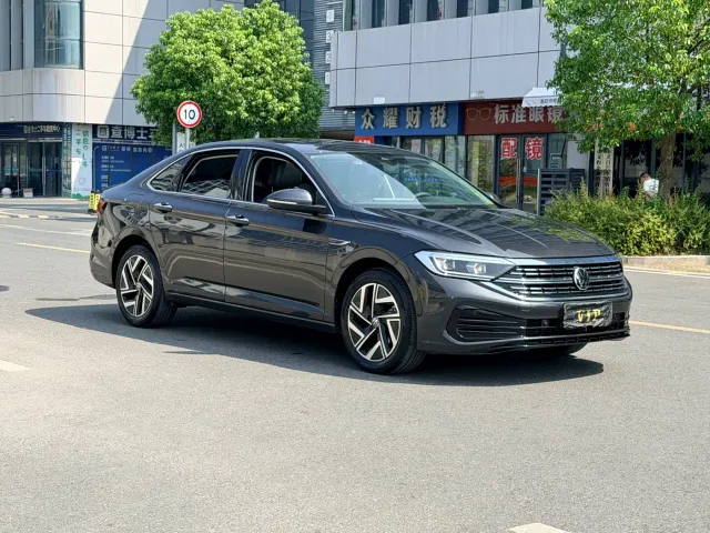 Volkswagen Sagitar — Фото автомобиля 3