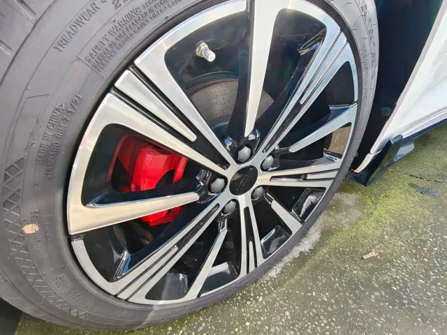 Geely Xingrui — Фото автомобиля 15