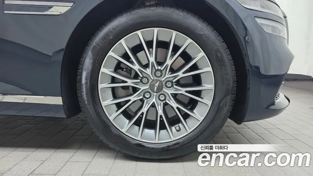 Genesis G80 RG3 — Фото автомобиля 6