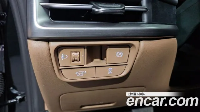 Hyundai Grandeur Grandeur (GN7) 2.5 Бензин 2WD — Фото автомобиля 6