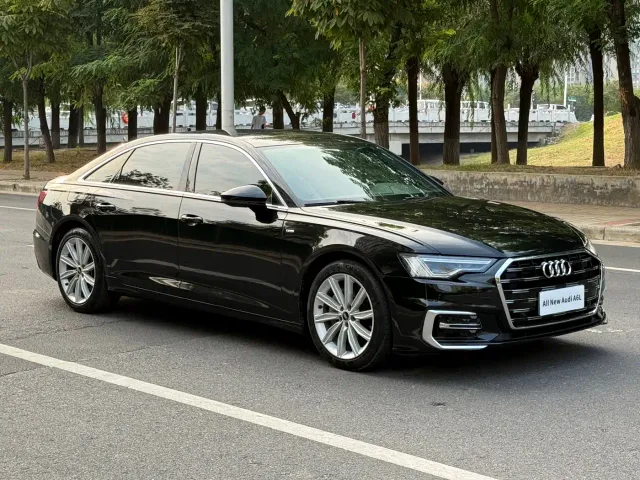 Audi A6L — Фото автомобиля 3