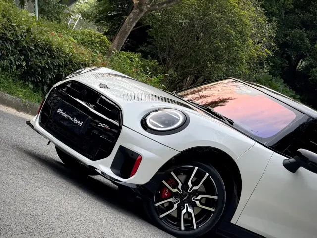 MINI John Cooper Works — Фото автомобиля 5