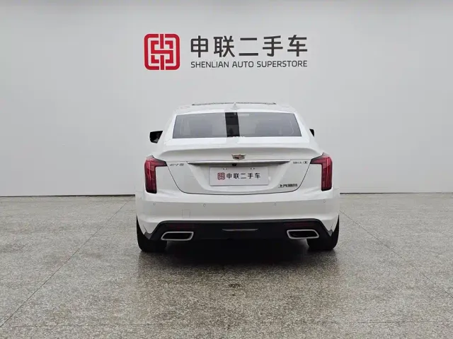 Cadillac CT5 — Фото автомобиля 2