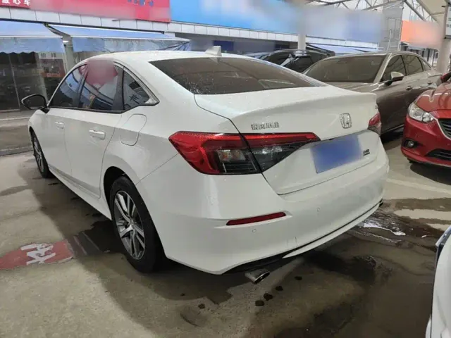 Honda Civic — Фото автомобиля 4