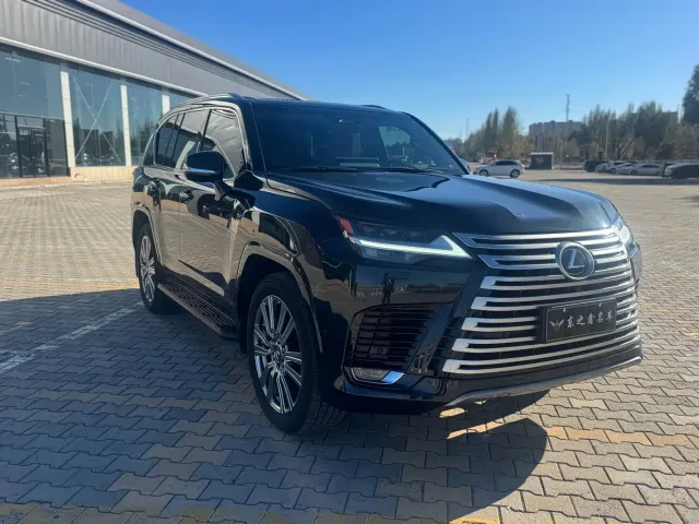 Lexus LX — Фото автомобиля 2