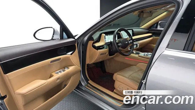 Genesis G90 Бензин 3.5 турбо AWD — Фото автомобиля 10