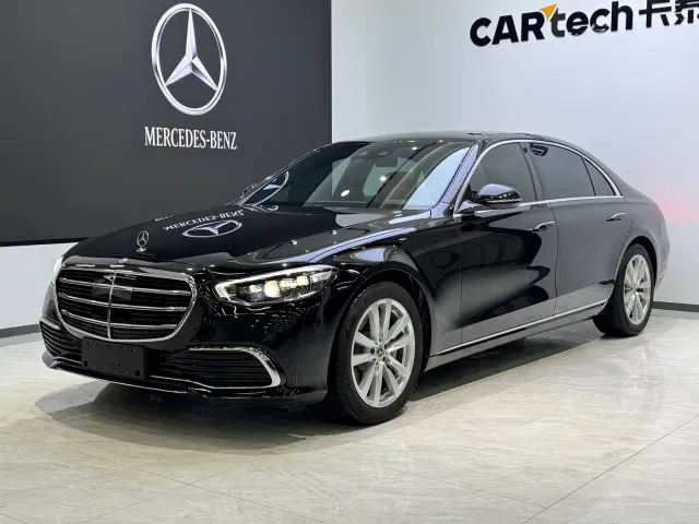 Фотография автомобиля — Mercedes-Benz S-Class