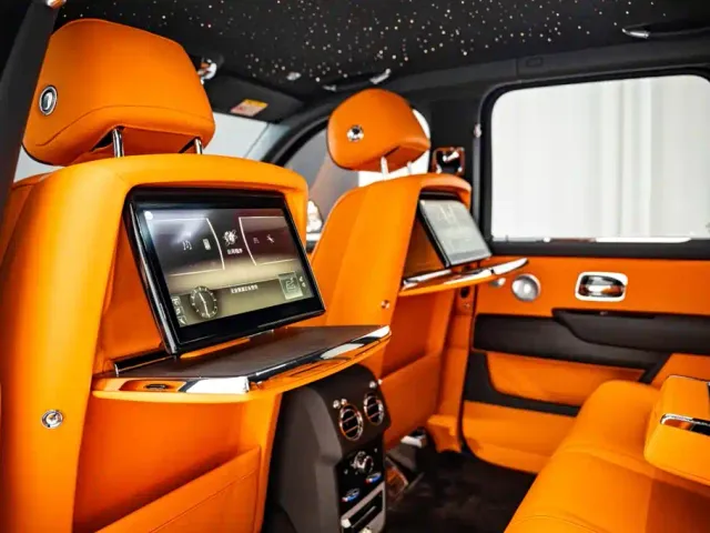 Rolls-Royce Cullinan — Фото автомобиля 12