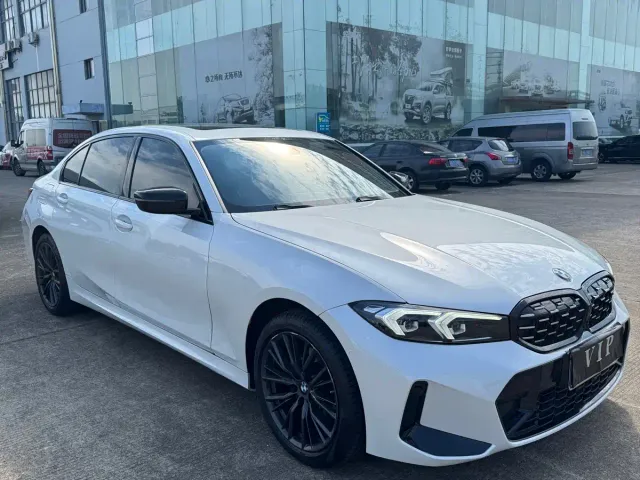 BMW 3 Series — Фото автомобиля 3