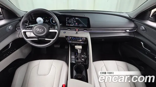 Hyundai AVANTE Avante (CN7) — Фото автомобиля 5