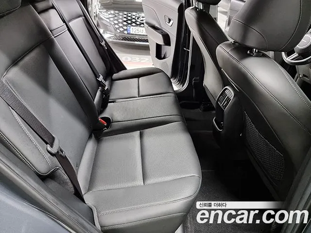 Hyundai Kona Kona (SX2) Бензин 1.6 турбо 2WD — Фото автомобиля 13