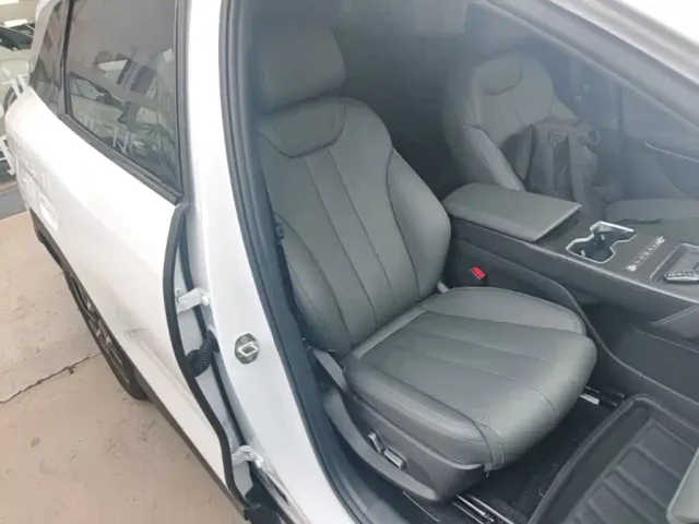 BYD Song L DM-i — Фото автомобиля 24