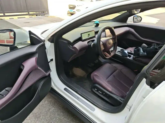 Nio ET5 Touring — Фото автомобиля 15