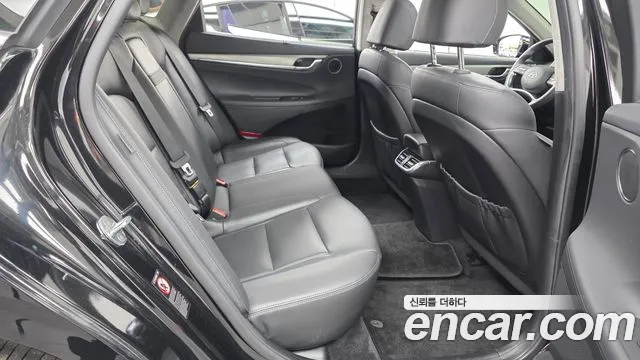 Hyundai Grandeur New — Фото автомобиля 12