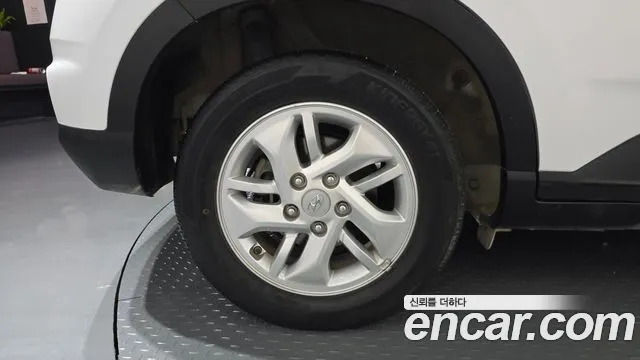 Hyundai Venue Venue 1.6 Modern Plus — Фото автомобиля 5