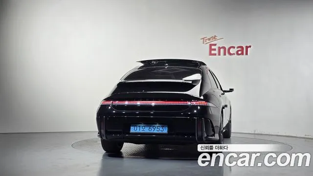 Hyundai Ioniq 6 — Фото автомобиля 4