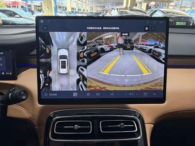 Geely Boyue L — Фото автомобиля 17