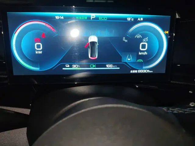 BYD Seal — Фото автомобиля 8