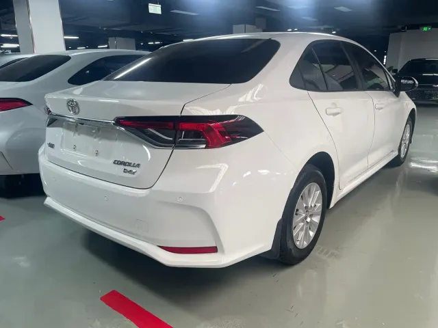 Toyota Corolla — Фото автомобиля 4