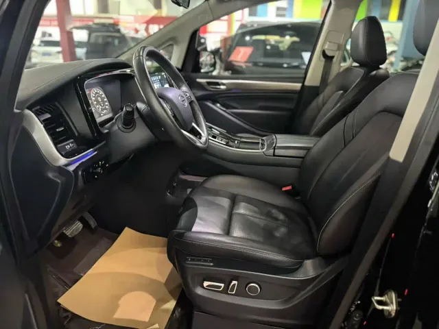 GAC Trumpchi M8 — Фото автомобиля 5